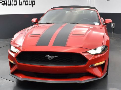 Used 2020 Ford Mustang Premium RWD image 8