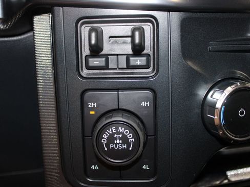 New 2026 Ford F150 Platinum image 45