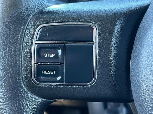 Used 2014 Jeep Compass Sport FWD image 18