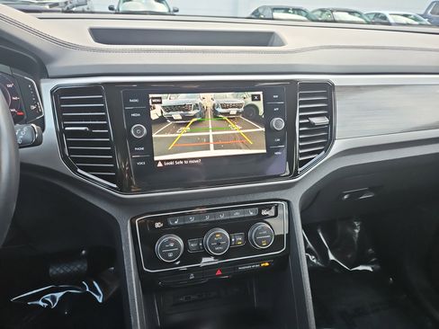 Certified 2021 Volkswagen Atlas SEL image 21