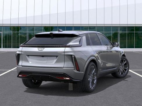 New 2026 Cadillac Lyriq V w/ LPO, Floor Liner Package image 28