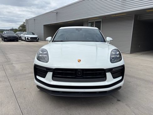 Used 2022 Porsche Macan S AWD/4WD image 2