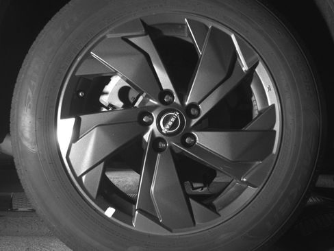 Used 2025 Nissan Rogue SV FWD image 14