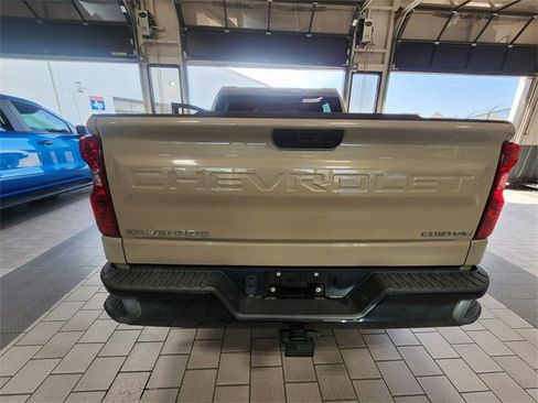 Used 2023 Chevrolet Silverado 1500 Custom Trail Boss AWD/4WD image 5