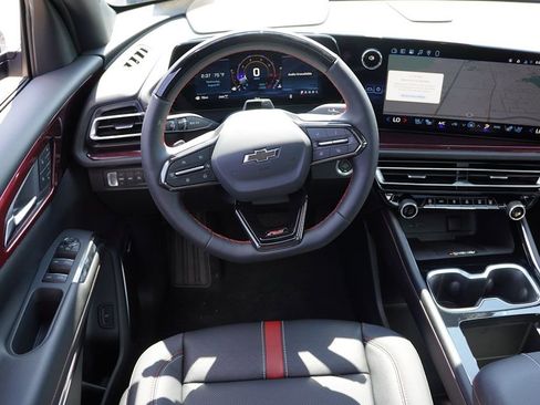 New 2026 Chevrolet Traverse RS image 15