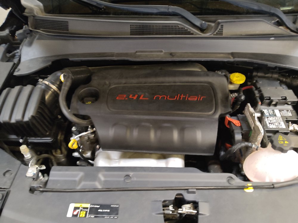 Used 2018 Jeep Compass Sport w/ Tech Group FWD image 30