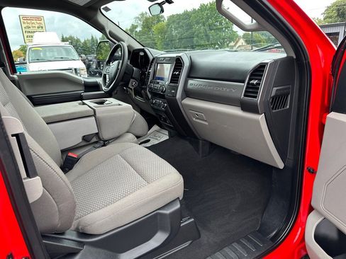 Used 2021 Ford F250 XLT image 27