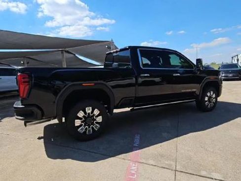 New 2026 GMC Sierra 2500 Denali w/ Denali Reserve Package image 42