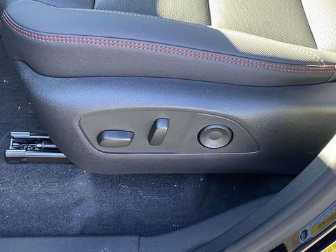 New 2026 Chevrolet Traverse RS w/ LPO, Floor Liner Package image 15