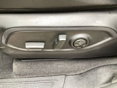 Used 2021 Jeep Grand Cherokee L Laredo image 20