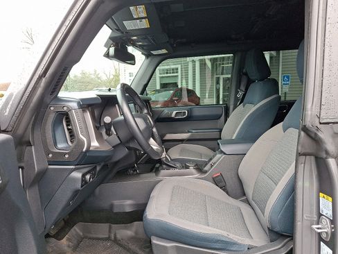 Certified 2023 Ford Bronco Outer Banks w/ Sasquatch Package image 14