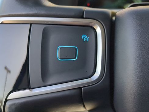 Certified 2025 Ford Expedition Platinum image 60