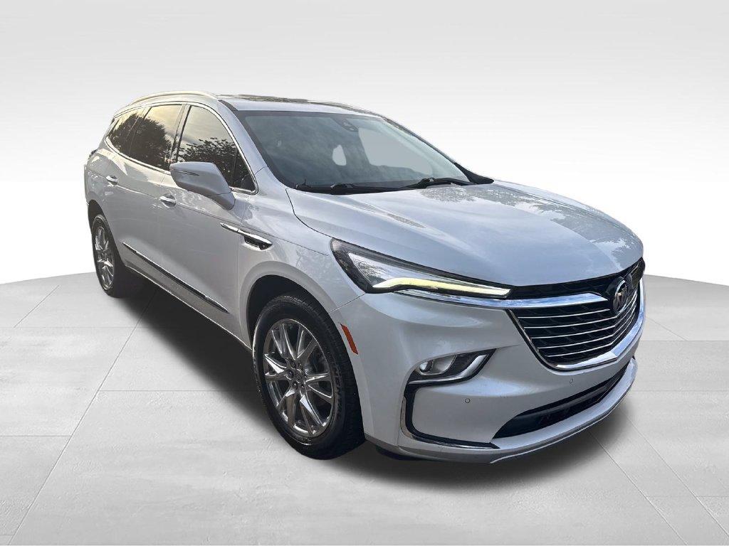 Used 2023 Buick Enclave Premium w/ Experience Buick Package FWD image 1