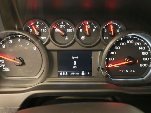 Used 2024 Chevrolet Silverado 1500 Custom image 33