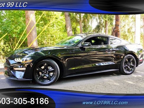 Used 2018 Ford Mustang Coupe RWD image 5