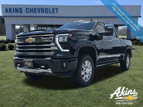 Used 2024 Chevrolet Silverado 2500 High Country w/ High Country Premium Package AWD/4WD image 12