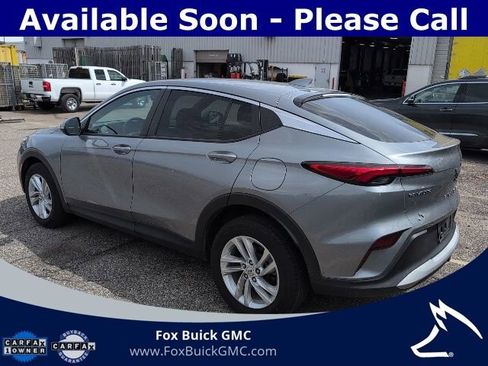 Used 2024 Buick Envista Preferred w/ Convenience I Package FWD image 5