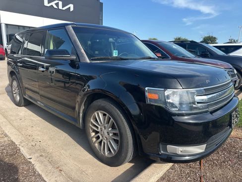 Used 2018 Ford Flex SEL w/ Equipment Group 202A FWD image 26