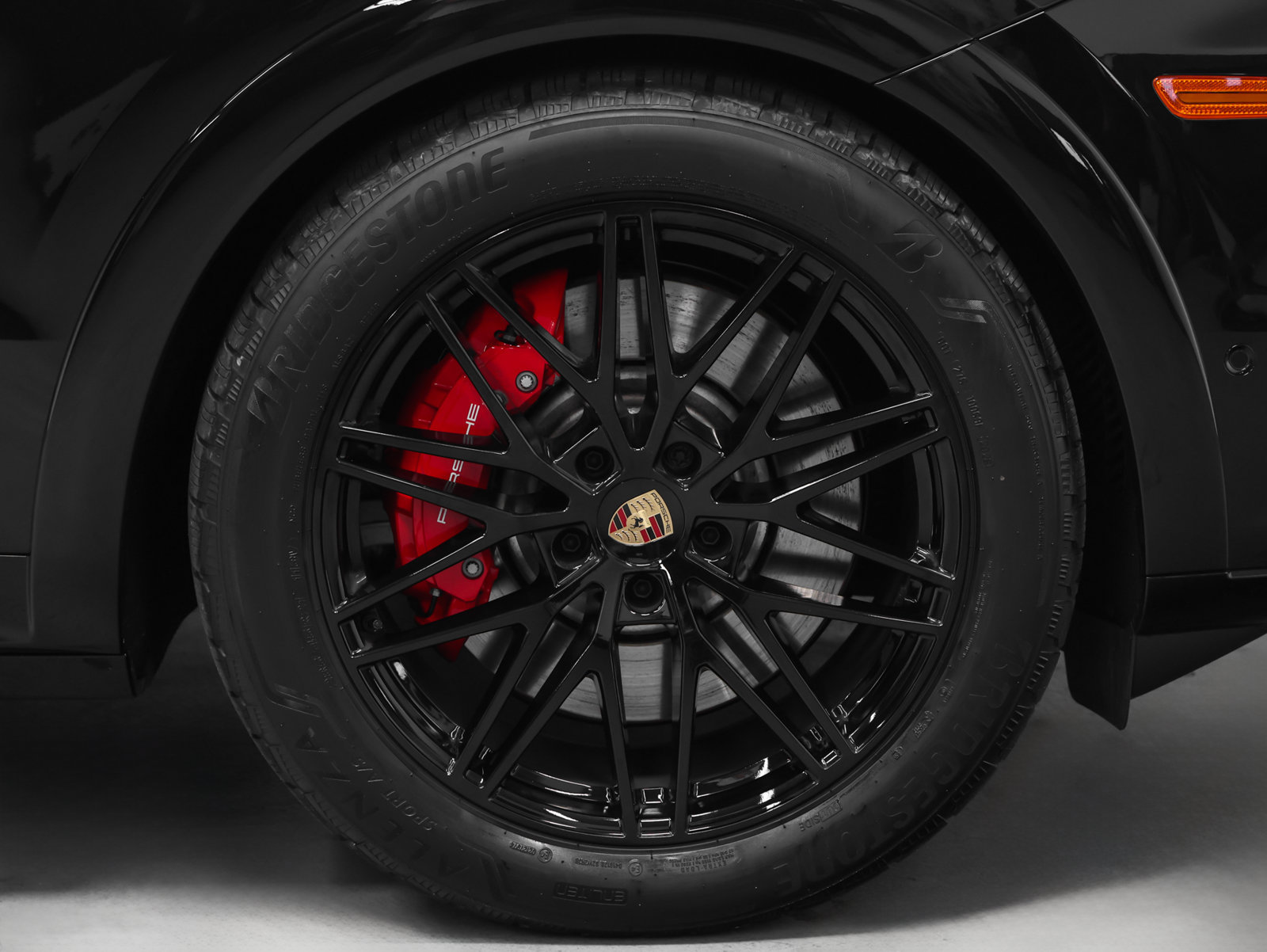 Certified 2026 Porsche Cayenne GTS AWD/4WD image 15