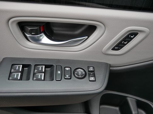 Certified 2024 Honda Pilot Elite image 19