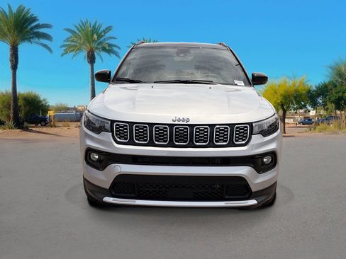 Used 2025 Jeep Compass Limited AWD/4WD image 8