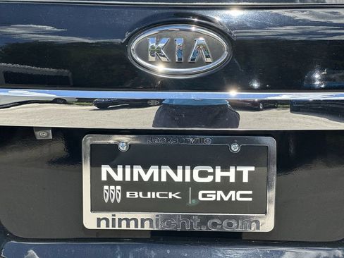 Used 2013 Kia Sorento SX FWD image 30