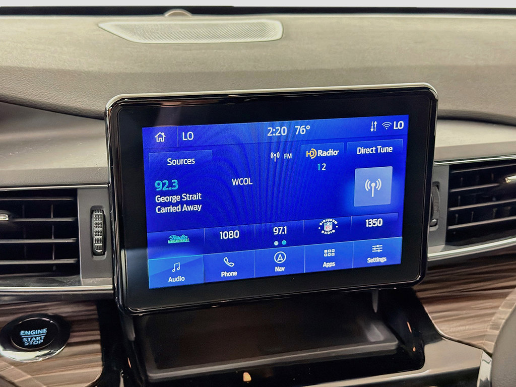 Used 2024 Ford Explorer Limited w/ Equipment Group 301A AWD/4WD image 42