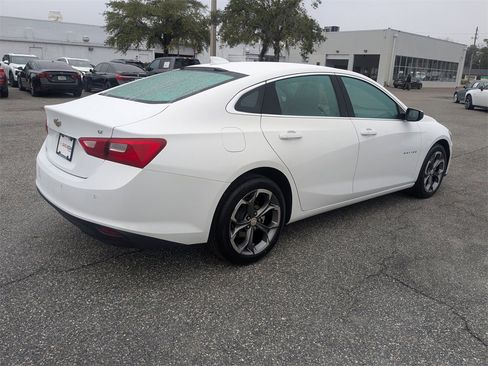 Used 2024 Chevrolet Malibu LT image 4