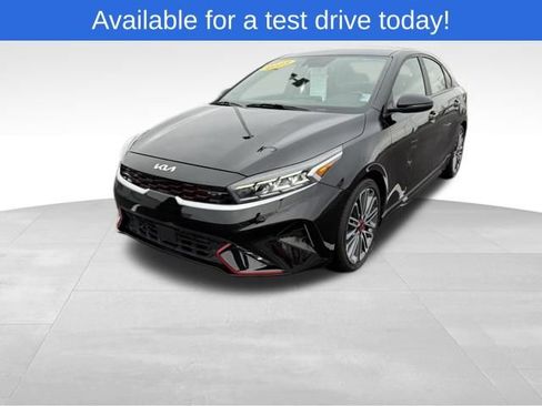 Used 2023 Kia Forte GT image 3