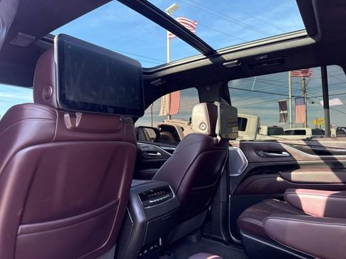 Used 2024 Cadillac Escalade Sport Platinum image 49