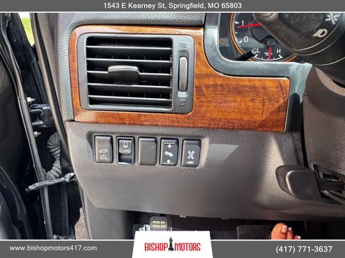 Used 2015 Nissan Armada Platinum w/ 2nd Row Captain Seat Package AWD/4WD image 30