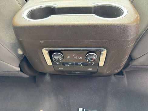Used 2024 Chevrolet Tahoe Z71 w/ Luxury Package AWD/4WD image 37