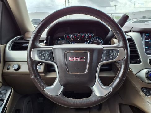 Used 2018 GMC Yukon SLT w/ Premium Edition RWD image 14