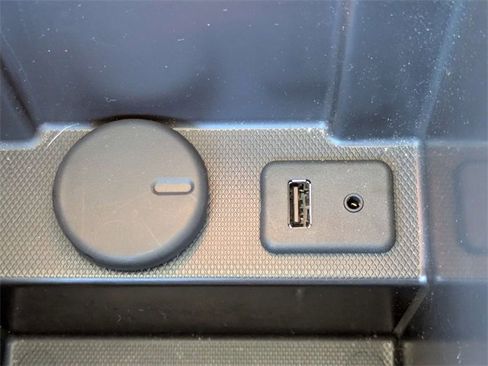 Used 2013 Buick LaCrosse Premium w/ Driver Confidence Package image 22