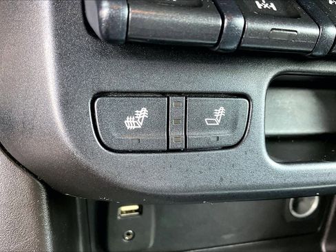 Used 2018 Chevrolet Colorado ZR2 image 36