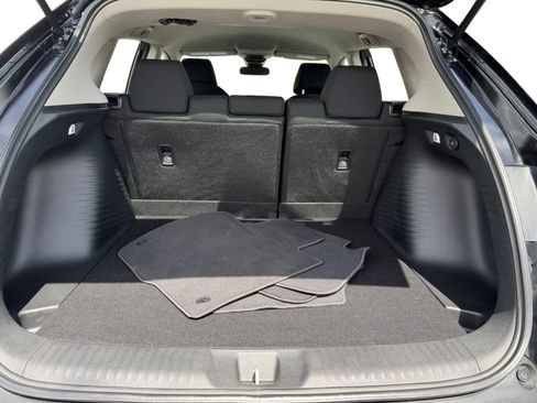 Used 2025 Honda HR-V LX image 4