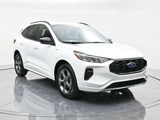 Used 2023 Ford Escape ST-Line image 1