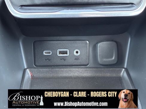 Used 2021 GMC Terrain SLE image 14