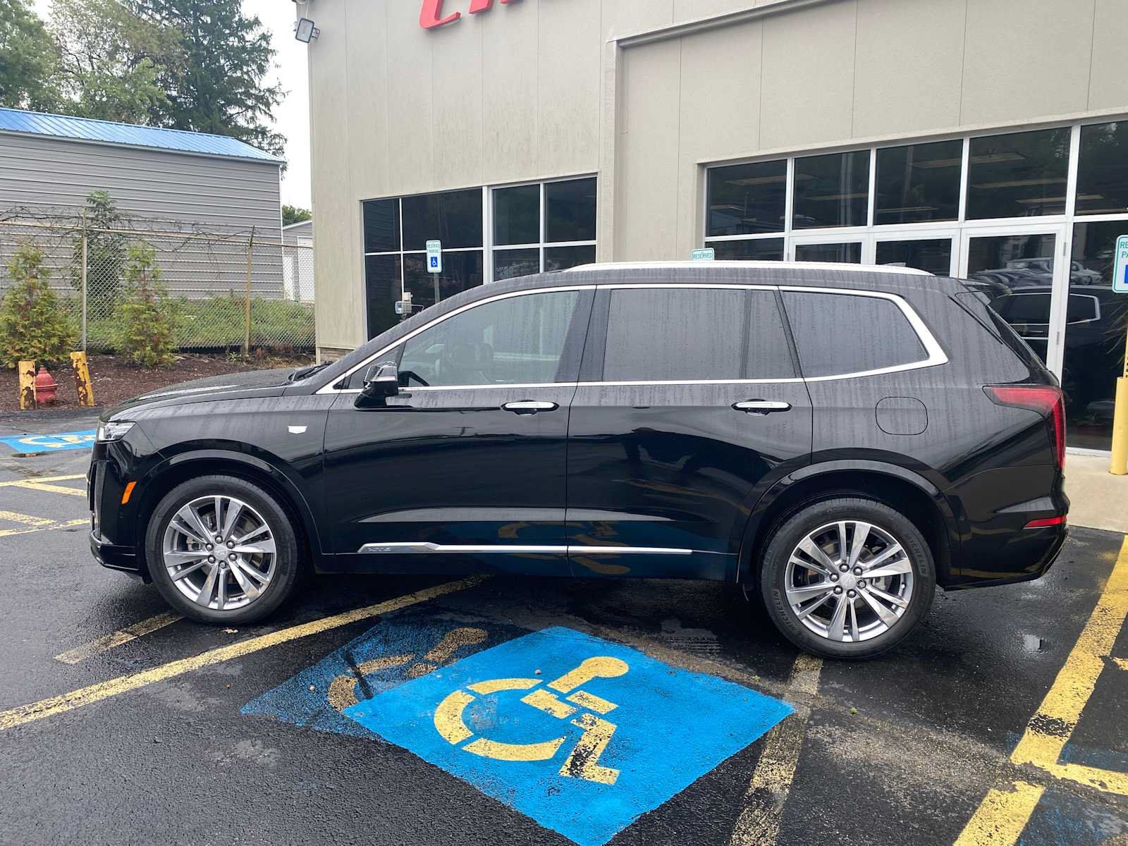 Used 2023 Cadillac XT6 Premium Luxury w/ Technology Package AWD/4WD image 14
