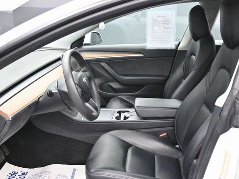 Used 2021 Tesla Model 3 Standard Range Plus image 15