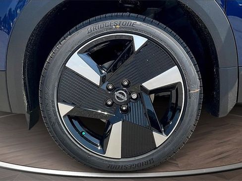 New 2025 Nissan Kicks SR w/ Interior Electronics Package image 13