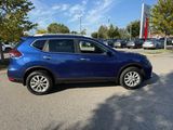 Used 2019 Nissan Rogue SV image 3