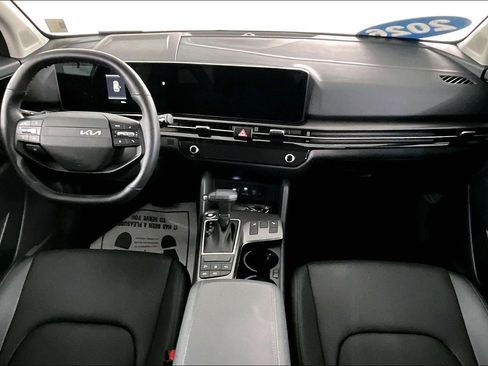 Used 2026 Kia Sportage EX w/ EX Panorama Roof Package image 7