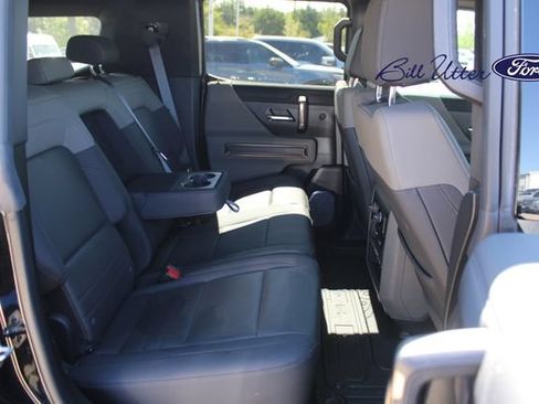 Used 2024 GMC Hummer EV 3X AWD/4WD image 18
