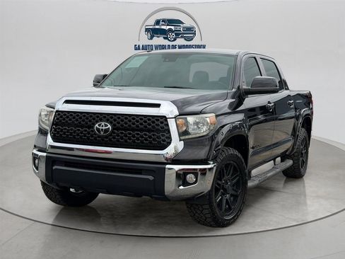 Used 2018 Toyota Tundra SR5 w/ SR5 Upgrade Package image 3