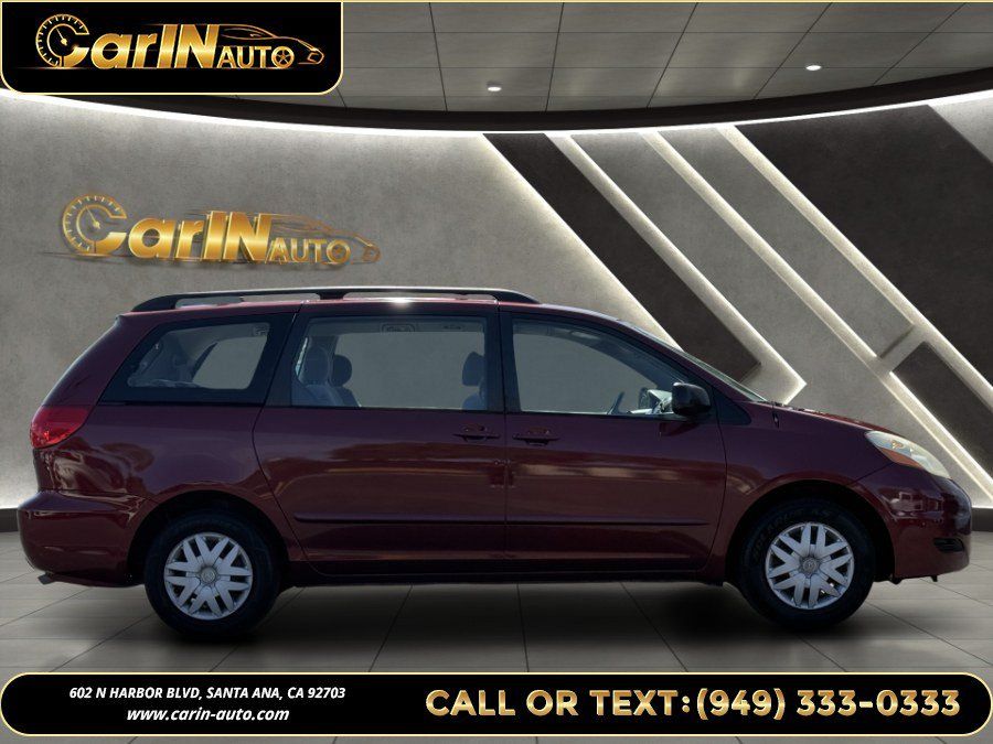 Used 2006 Toyota Sienna CE FWD image 3