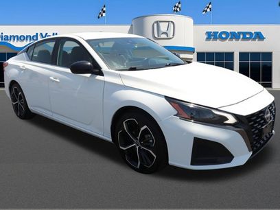 Used 2024 Nissan Altima 2.5 SR