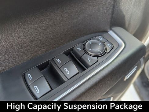 Used 2022 GMC Sierra 1500 SLT image 12