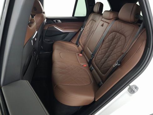 Used 2025 BMW X5 xDrive50e w/ Parking Assistance Package image 36