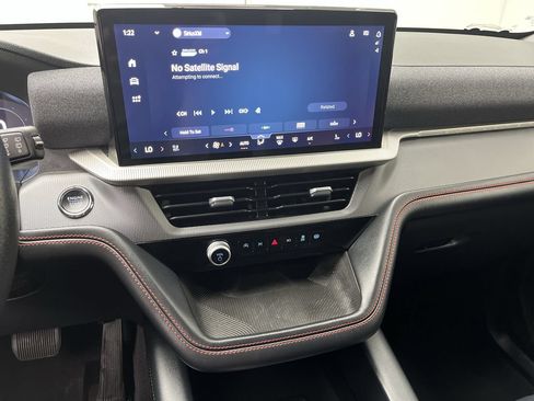 Certified 2025 Ford Explorer ST-Line AWD/4WD image 19
